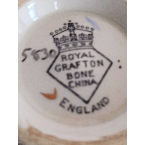 Royal Grafton Bone China Teacup & Saucer – Floral - Blue Flowers, Grey Leaves - Picture 8 of 8